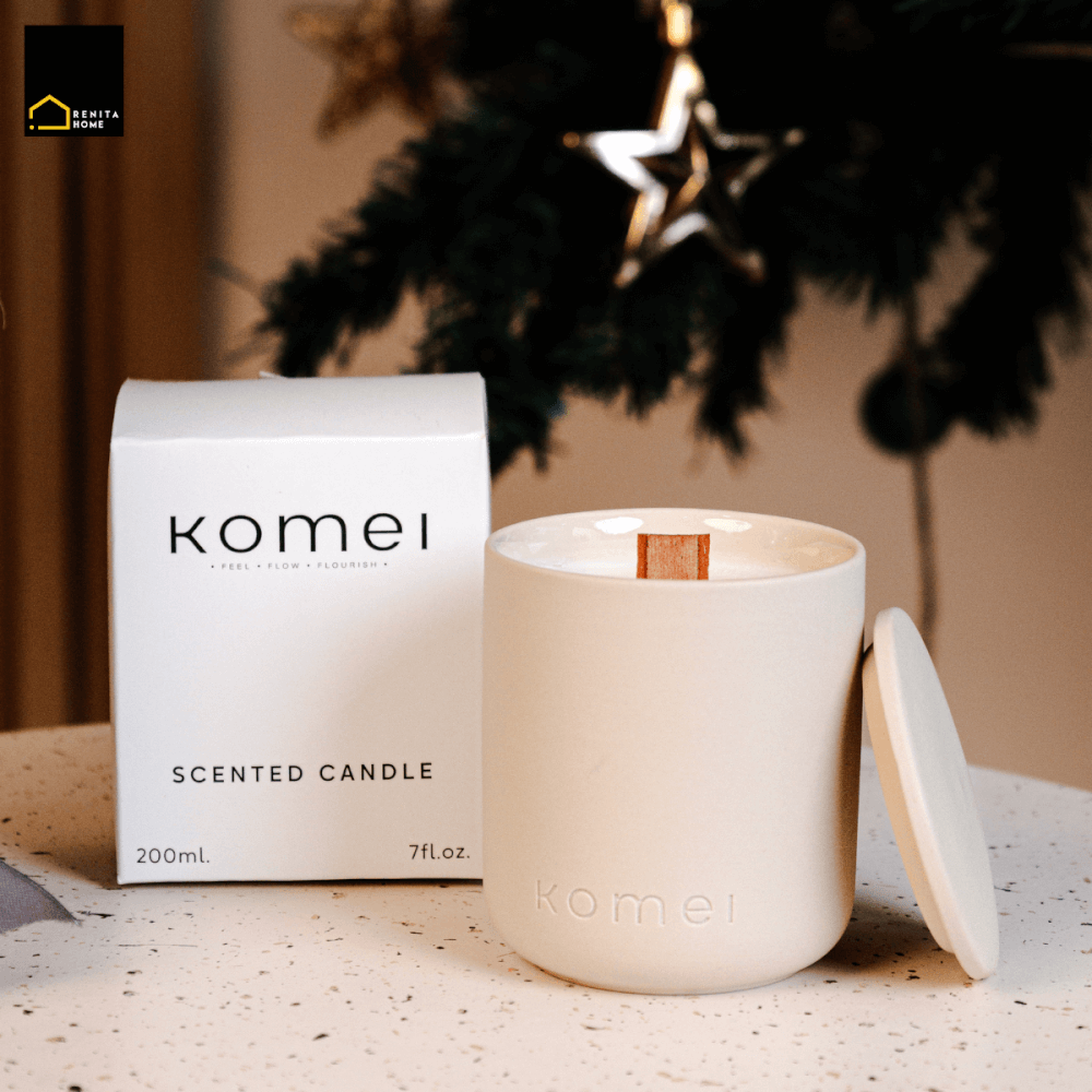 เทียนหอม KOMEI 200 กรัม กลิ่น BAREFOOT MUSE